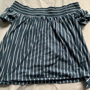 Women’s off the shoulder shirt